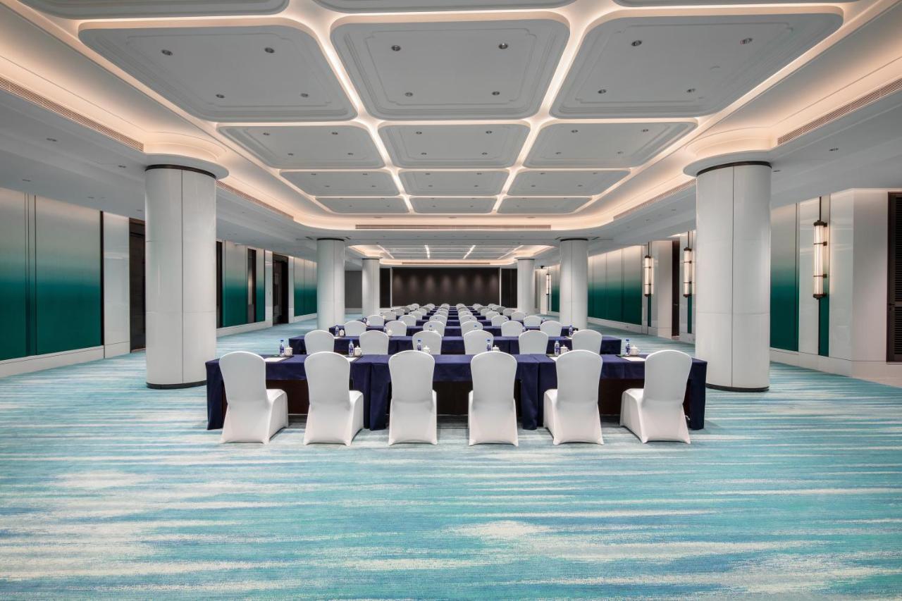 Xiamen International Seaside Hotel -Hotel Corridor Leads To The Stone Exhibition Hall Kültér fotó